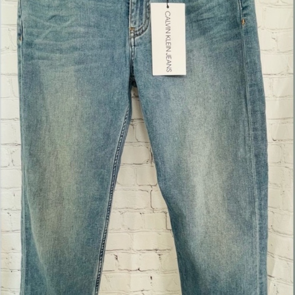 NWT Boy’s Calvin Klein Jeans Light Blue Straight Leg.  Size 26 x 30